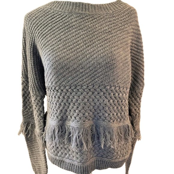Jack by BB Dakota Gray Fringe Knit Sweater. Size Medium  New with tags - Picture 3 of 7